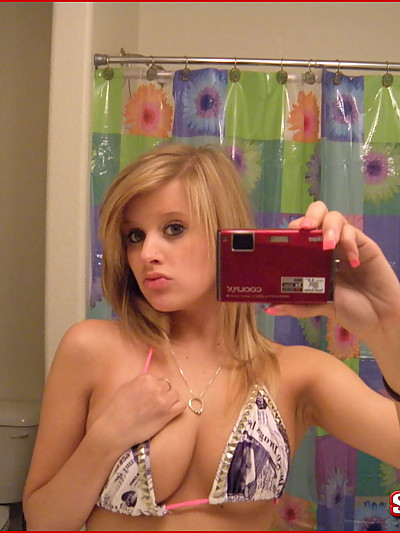 Sweet Apples Webcam & Selfshot Mega Site