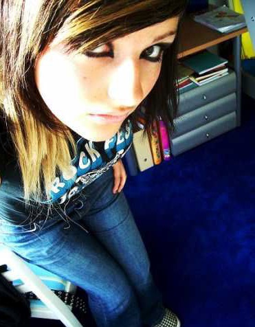 emo girls riding thongs