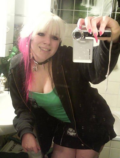 Beautiful Teen Emos on cam