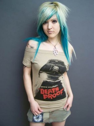 Gorgeous self shooting emo girls