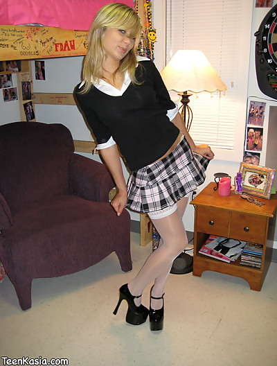Kasia schoolgirl pics... shot by her boyfriend