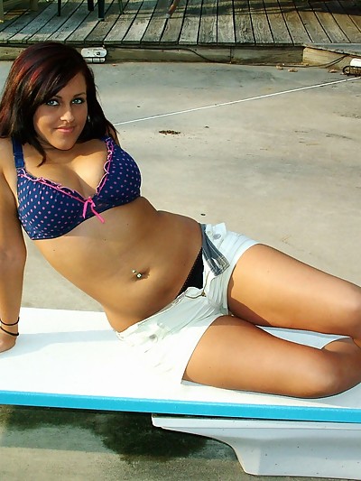 Cute teen shows off her new bra
